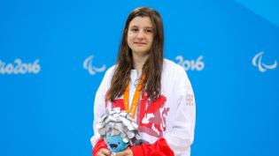 Abby Kane won silver in the 100m backstroke at the Rio 2016 Paralympic Games